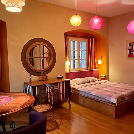 Bed & Breakfast Muzikafe - Of Culture *