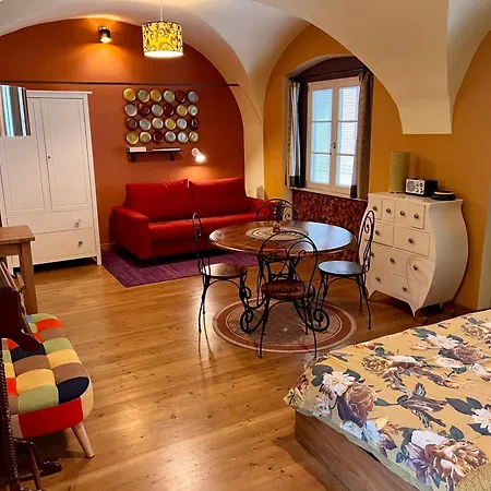Bed & Breakfast Muzikafe - Of Culture