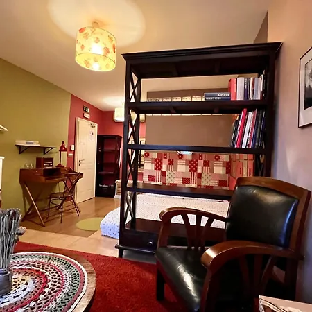 Bed & Breakfast Muzikafe - Of Culture