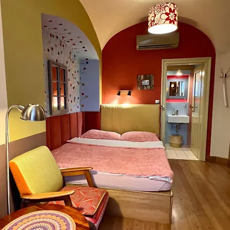 Bed & Breakfast Muzikafe - Of Culture *