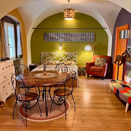 Muzikafe - Of Culture 3* プトゥイ