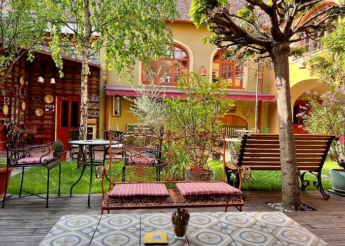 Bed and Breakfast Muzikafe - Of Culture 3*