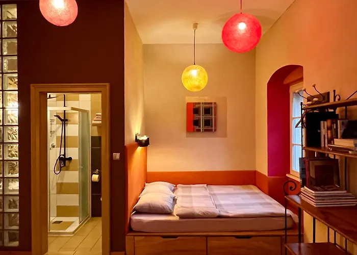 Bed and Breakfast Muzikafe - Of Culture Πτούι