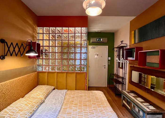 Muzikafe - Of Culture Bed & Breakfast