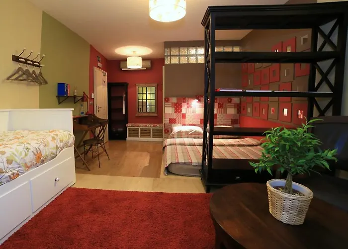 Bed and Breakfast Muzikafe - Of Culture 3*